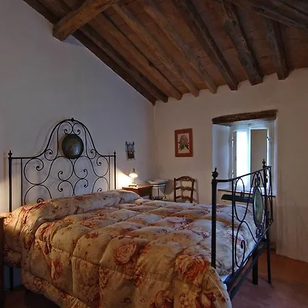 Rustico Sara Bed & Breakfast Molazzana